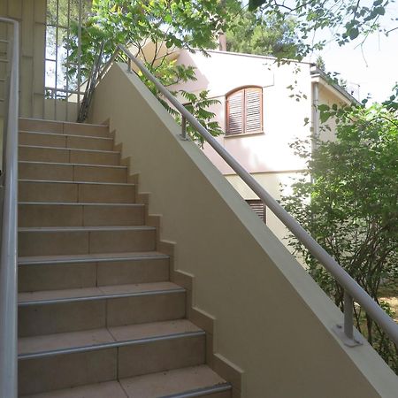 Soline Beach Apartments Biograd Na Moru Phòng bức ảnh
